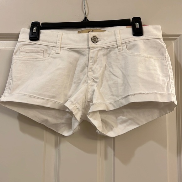 Holister ladies shorts - Picture 1 of 4